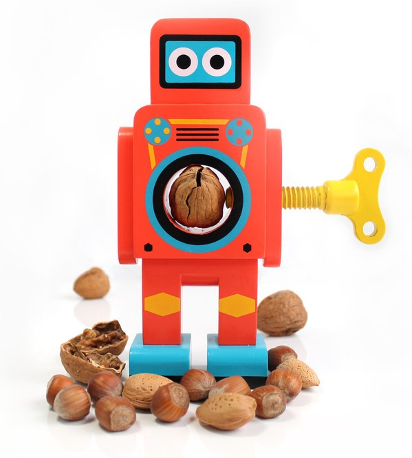 Robot-Nut-Cracker2
