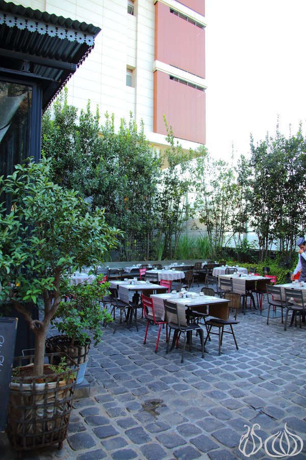 The_Gathering_Outdoor_Terrace03