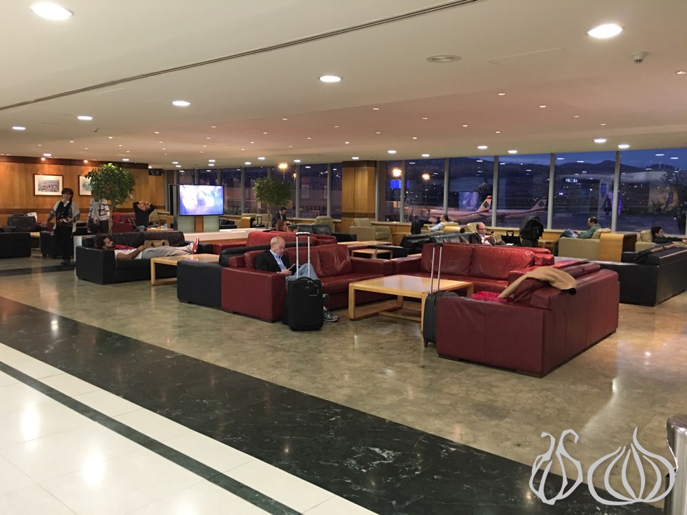 mea-cedar-lounge-beirut-airport192015-11-24-08-37-20