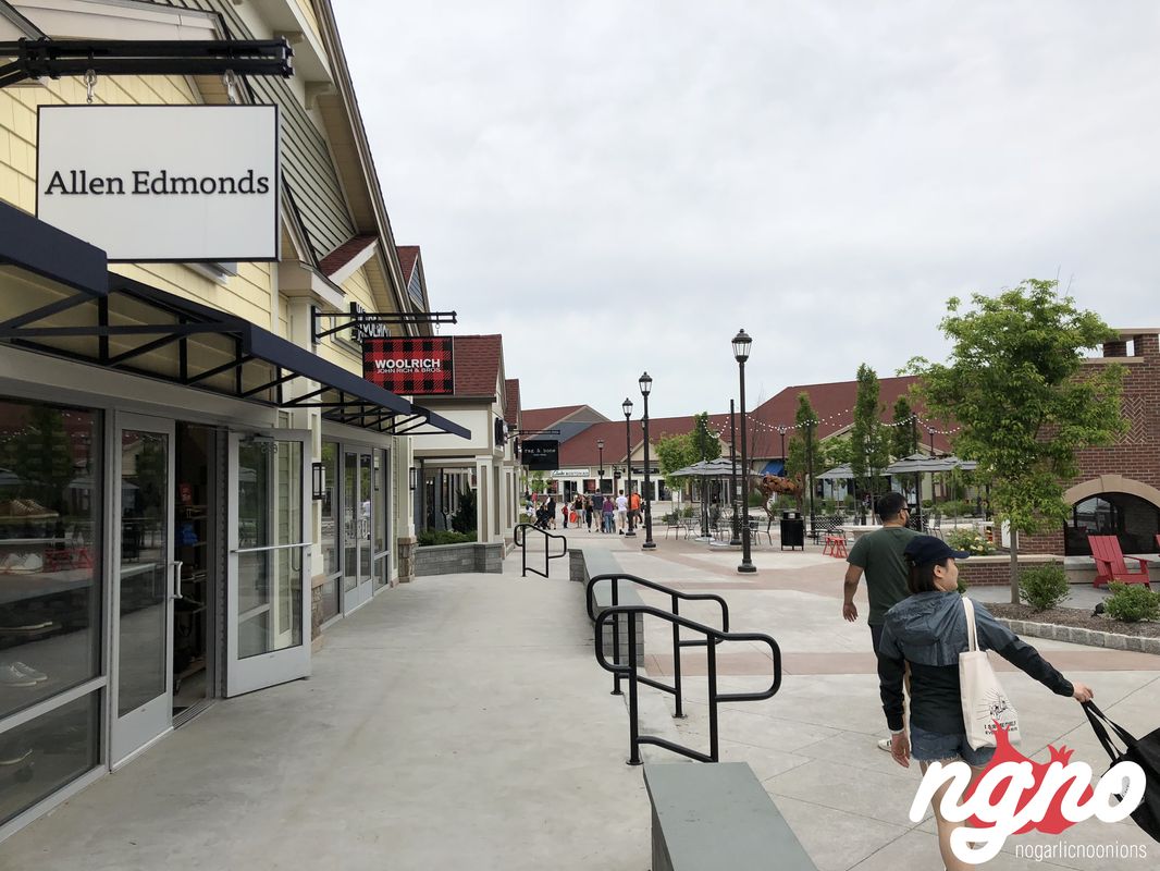 woodbury-outlet-new-york-nogarlicnoonions-1432018-06-13-01-16-02
