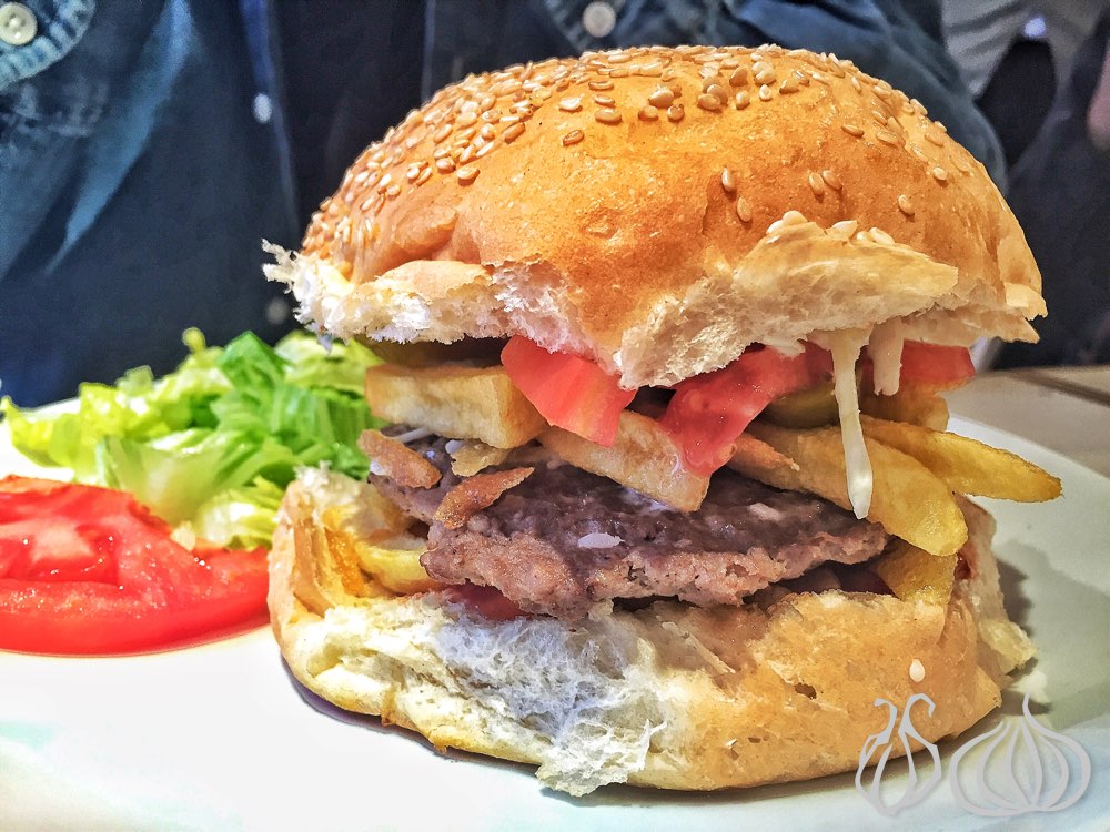 lamb-house-burger-beirut182015-03-29-10-26-16