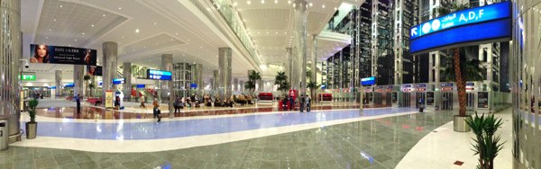 Emirates_Airlines_Dubai_Airport96