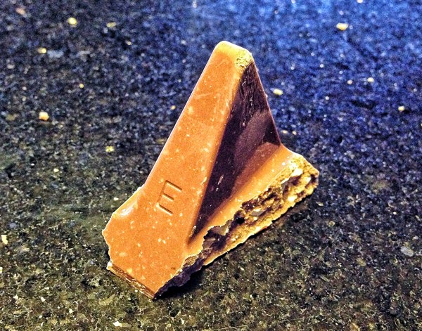 Toblerone_New_Chocolate_Salted_Caramelised_Almonds11